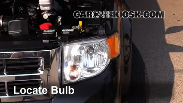 2011 Ford Escape XLT 3.0L V6 FlexFuel Éclairage Feux de route (remplacer l'ampoule)